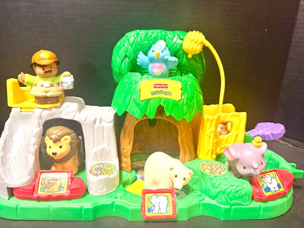 Fisher Price Little People Jungle Zoo Playset Sounds 5 Figures works